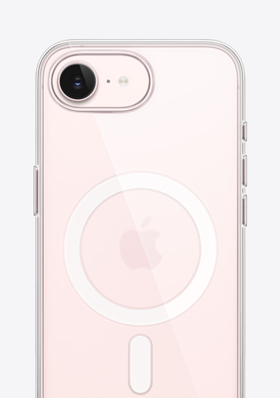 En iPhone 17e i fargen myk rosa vises bakfra, med klart MagSafe-deksel, Fusion-kamera oppe i det ene hjørnet og midtstilt Apple-logo.
